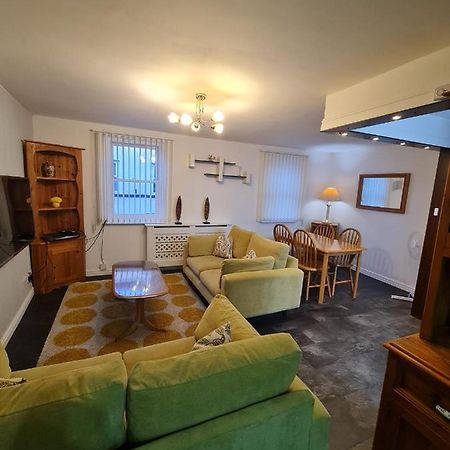 3 Bedroom Apartment In Ulverston Cumbria Eksteriør billede
